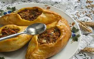 Как приготовить расстегаи с мясом и картошкой