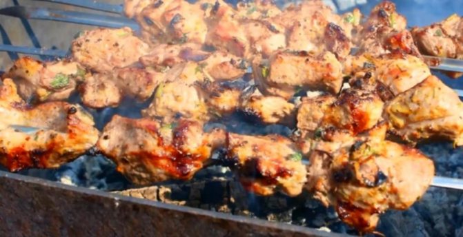 Самый вкусный рецепт быстрого маринада для шашлыка из свинины за 3 часа